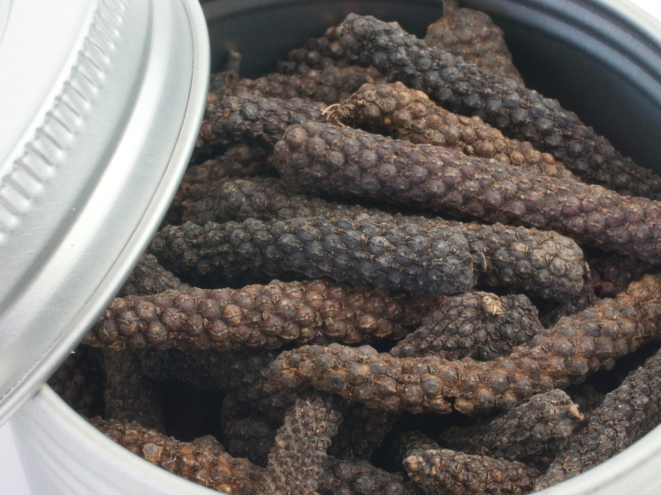 Langpfeffer ganz 30 g Dose